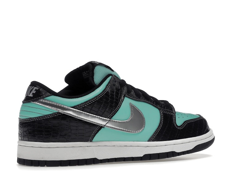 Nike SB Dunk Low Diamond Supply Co.