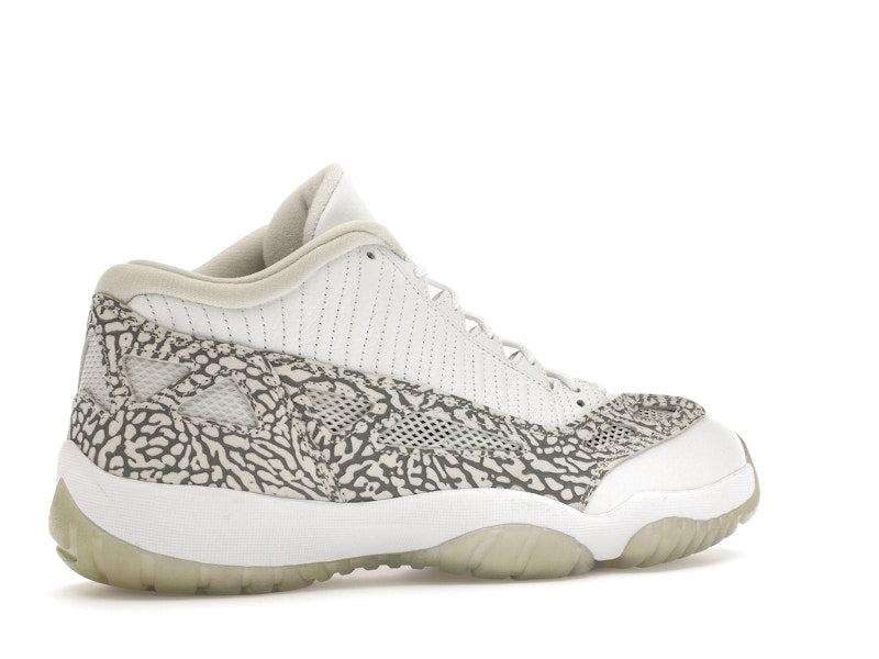 Jordan 11 Retro Low IE Cobalt (2015)
