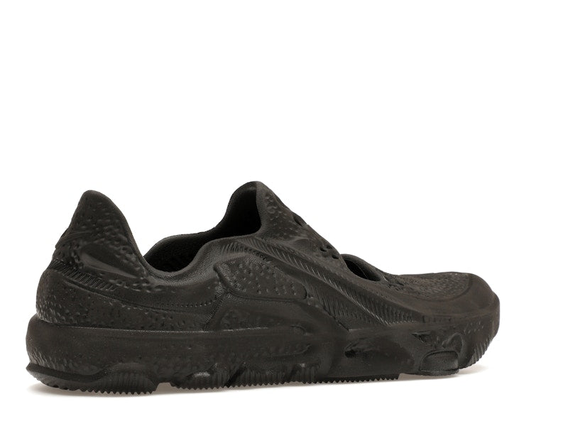Nike ISPA Universal Black