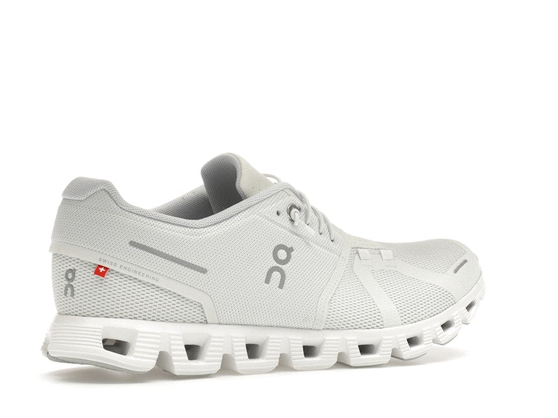 On Running Cloud 5 Ice White