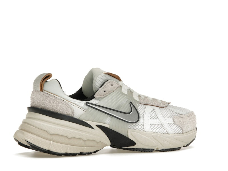 Nike V2K Run Summit White Light Orewood Brown (Women's)