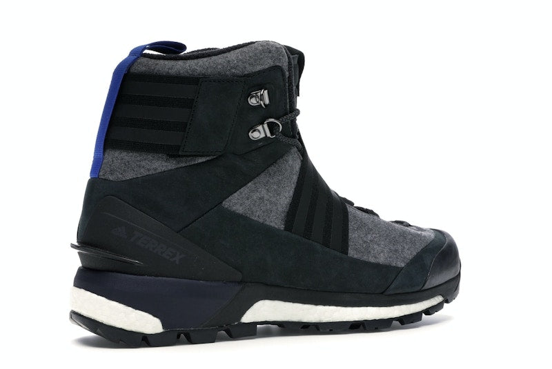 adidas Terrex Tracefinder Xhibition