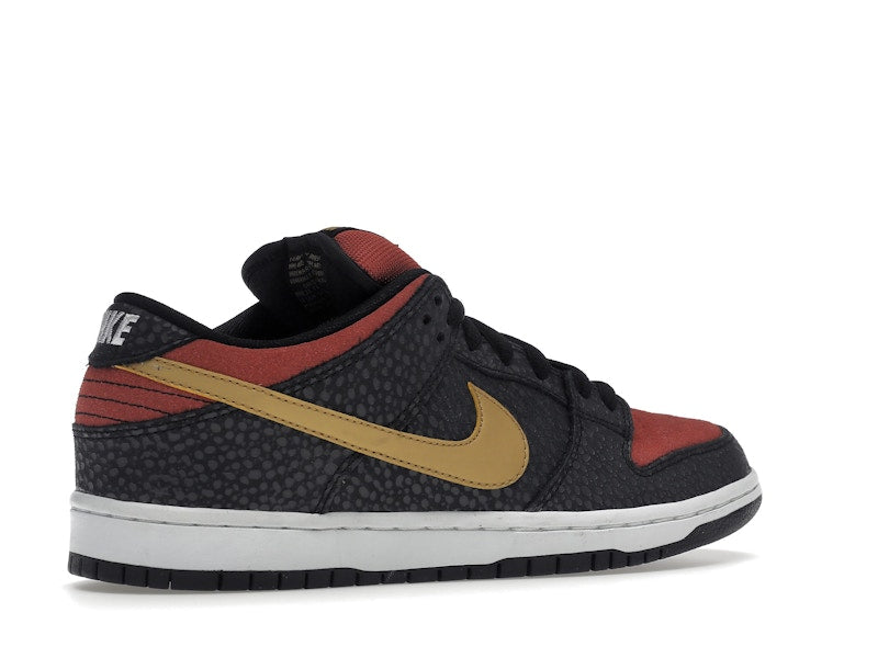 Nike SB Dunk Low Walk of Fame