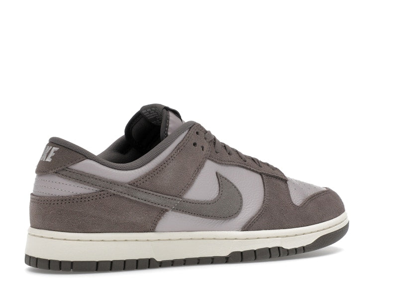 Nike Dunk Low SE Platinum Violet Cave Stone