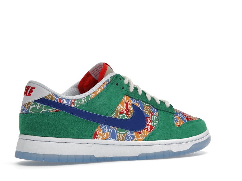 Nike Dunk Low Foam Finger