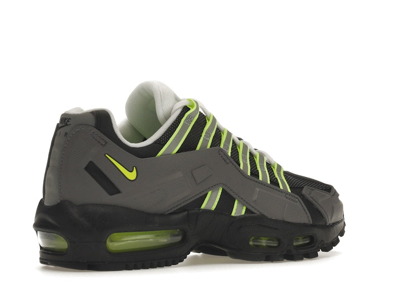 Nike NDSTRKT Air Max 95 Neon