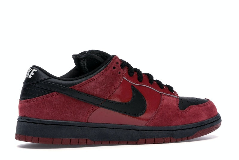 Nike SB Dunk Low Milli Vanilli