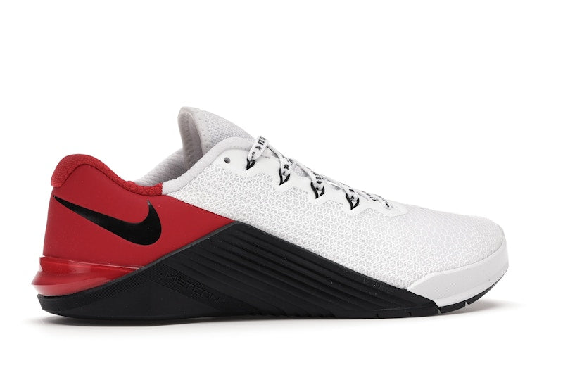 Nike Metcon 5+ Banned