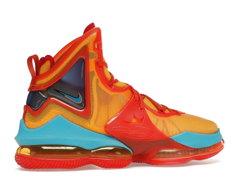 Nike LeBron 19 Tune Squad