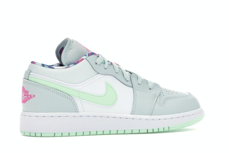 Jordan 1 Low Barely Grey Frosted Spruce (GS)