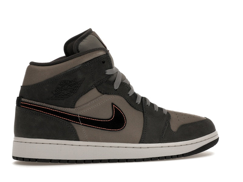 Jordan 1 Mid SE Night Stadium