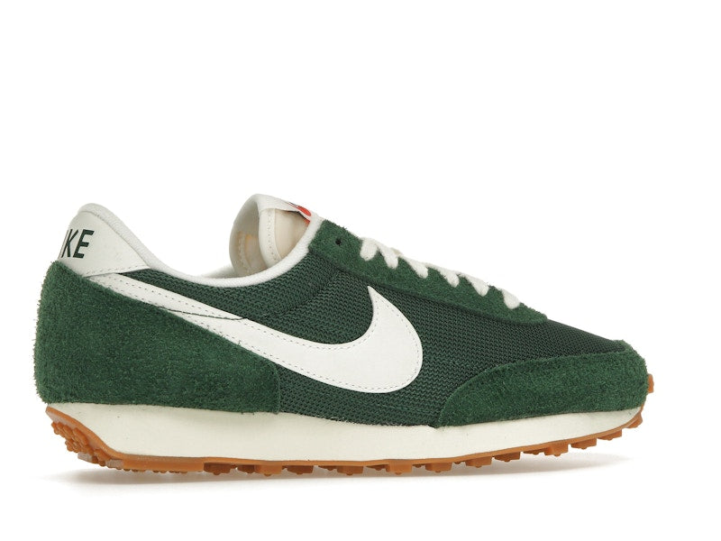 Nike Daybreak Vintage Fir (Women's)