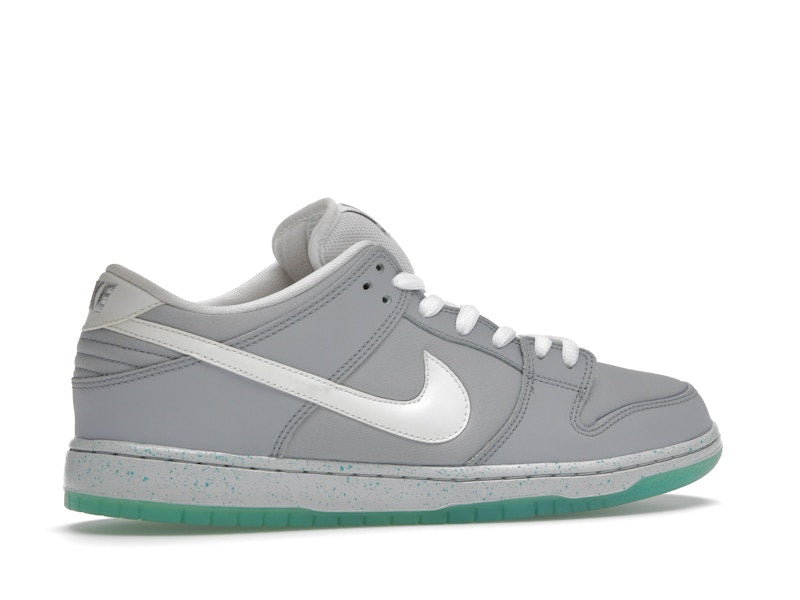 Nike SB Dunk Low Marty McFly