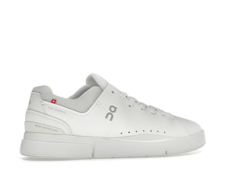 On The Roger Advantage All White (Women's)