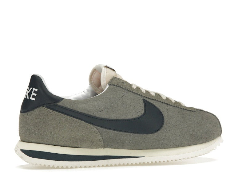 Nike Cortez size? Exclusive Grey