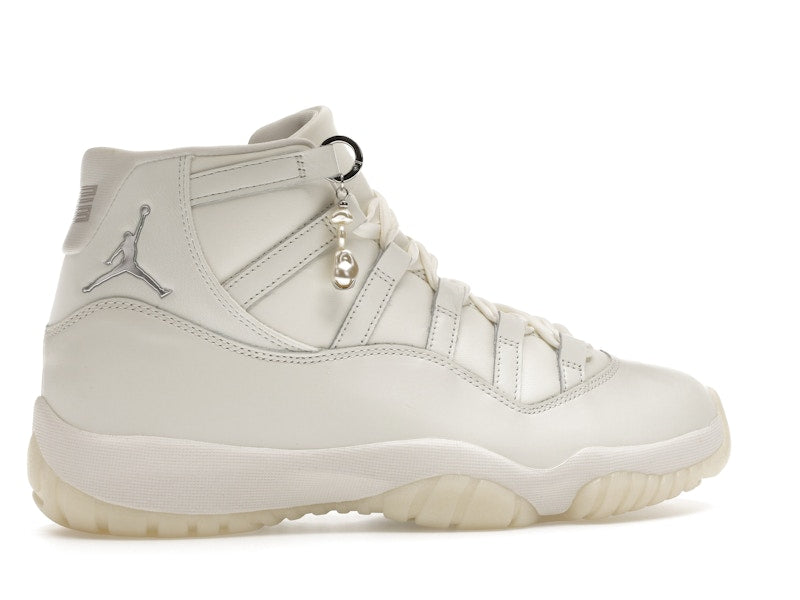 Jordan 11 Retro Pearl (Women's)