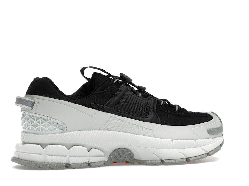 Nike Zoom Vomero 5 Roam Black Light Silver