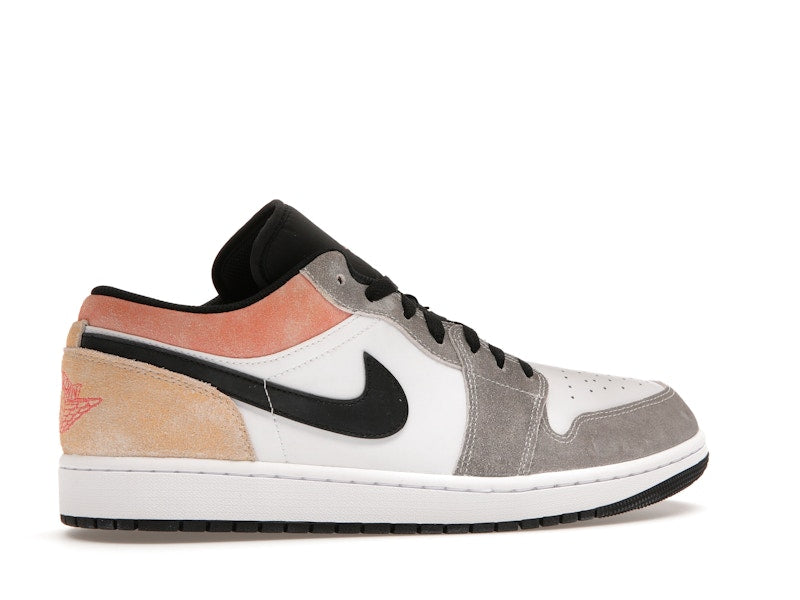 Jordan 1 Low SE Flight Club