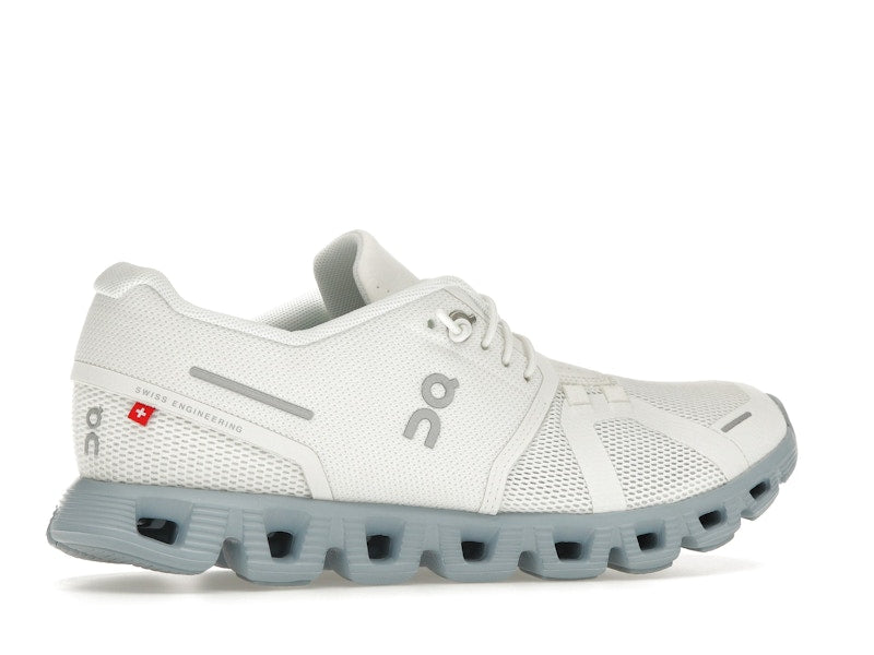 On Running Cloud 5 White Chambray (Women's)