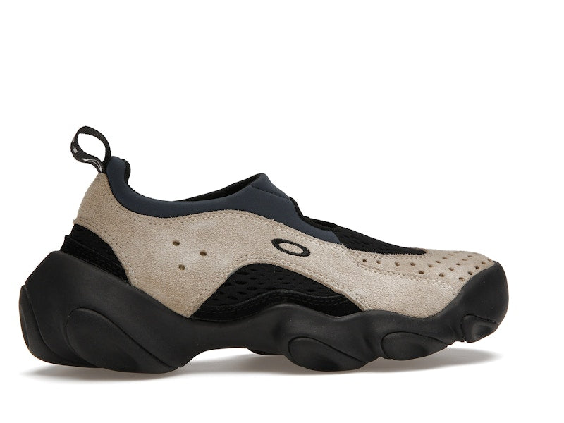 Oakley Factory Team Flesh Sandal Brain Dead Sand Navy