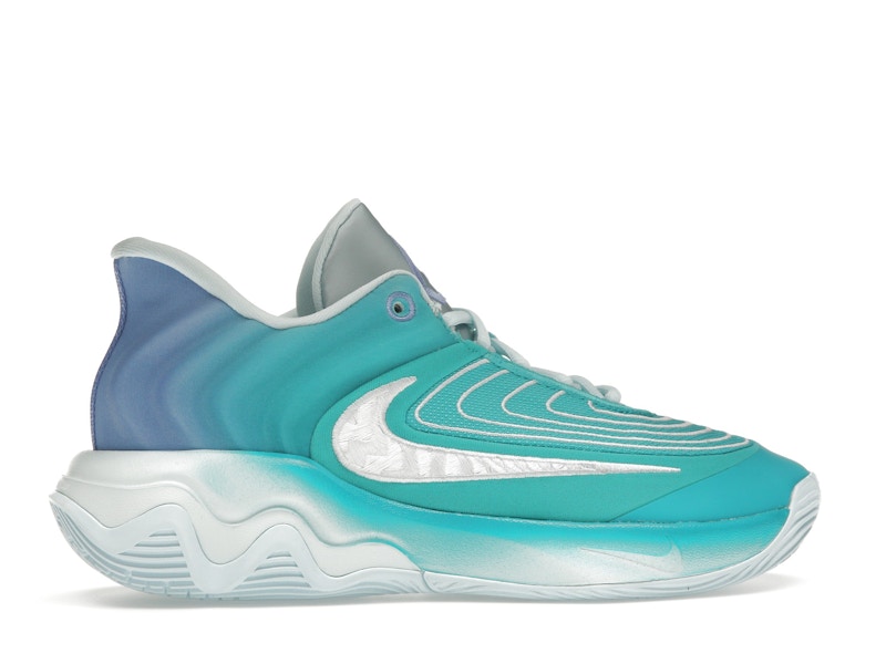Nike Giannis Immortality 4 Christmas