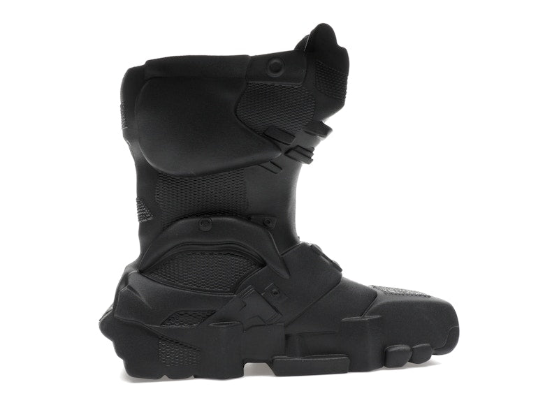 Bravest Studios Chief Boot Black