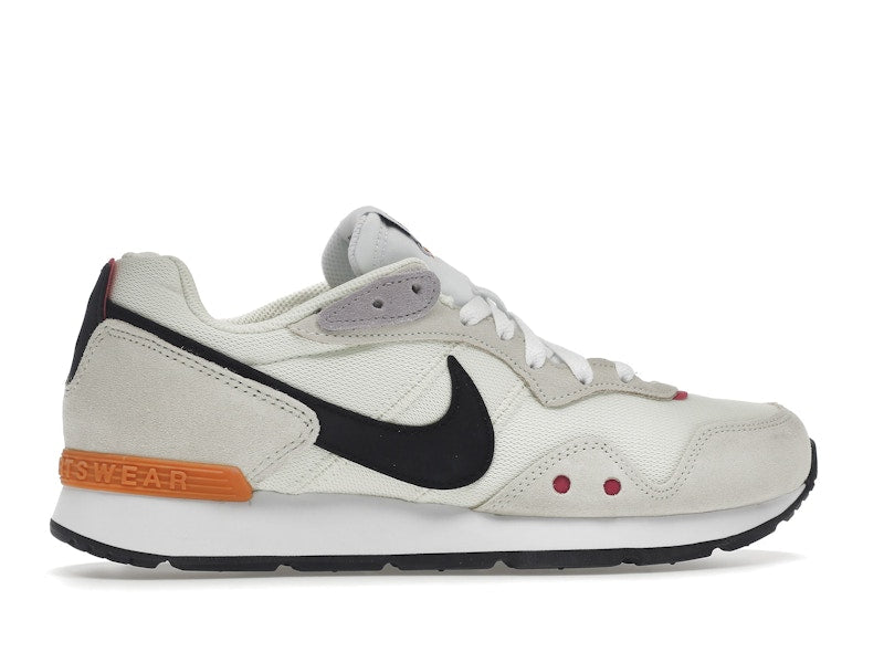 Nike Venture Runner Coconut Milk Light Curry (Women's)