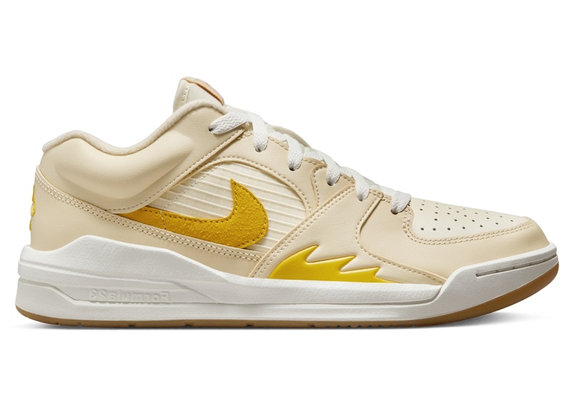 Jordan Stadium 90 Pale Vanilla Coconut Milk Tour Yellow Yellow Ochre (Women's)