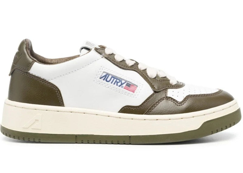 Autry Medalist Leather Low White Olive (Women's)