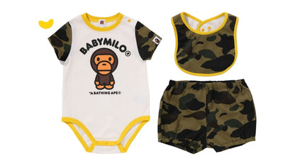 BAPE Kids 1st Camo Baby Milo Baby Gift Set Green
