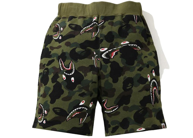 BAPE Shark 1st Camo Wide Sweatshort Green