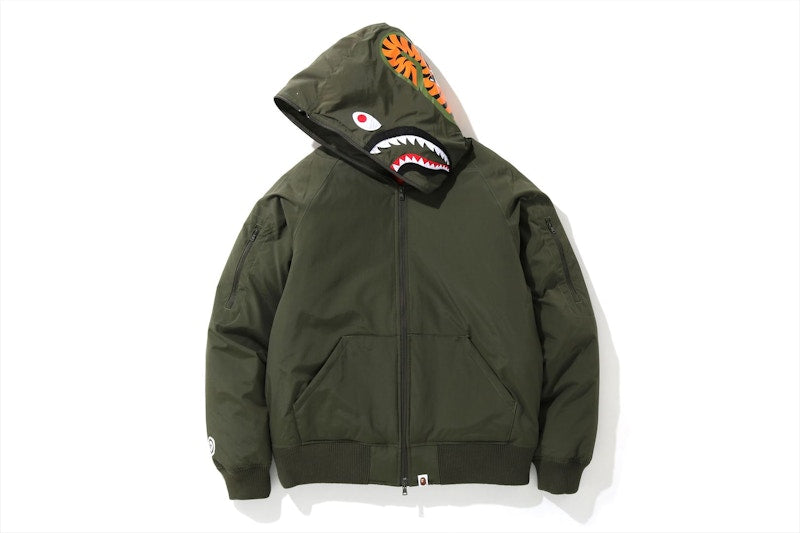 BAPE Shark Hoodie Down Jacke Olive
