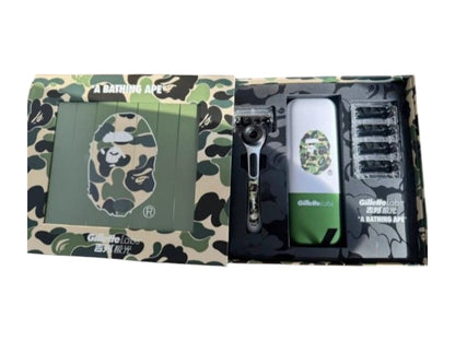 BAPE x Gillette Limited Edition Razor Set (4 Spare Razors) White/Green