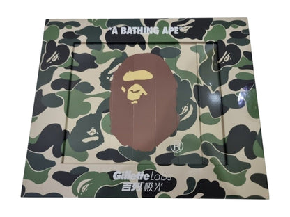 BAPE x Gillette Limited Edition Razor Set (4 Spare Razors) White/Green