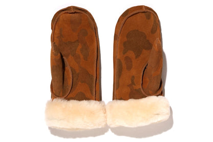 BAPE x UGG Mittens Brown