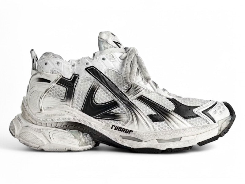 Balenciaga Runner Gardient White Black