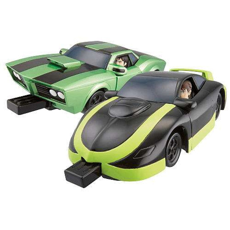Bandai America Ben 10 Ben's Mark 10 & Kevin's Cruiser Action Figure Set
