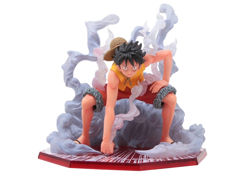 Bandai Figuarts Zero One Piece Extra Battle Monkey D. Luffy Paramount War Action Figure Yellow