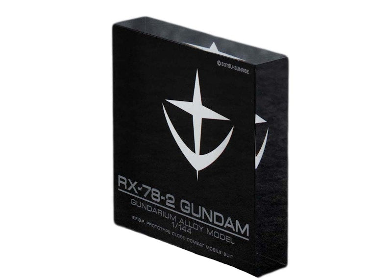 Bandai Gundam 1/144 Scale RX-78-2 Gundarium Alloy Model Figure