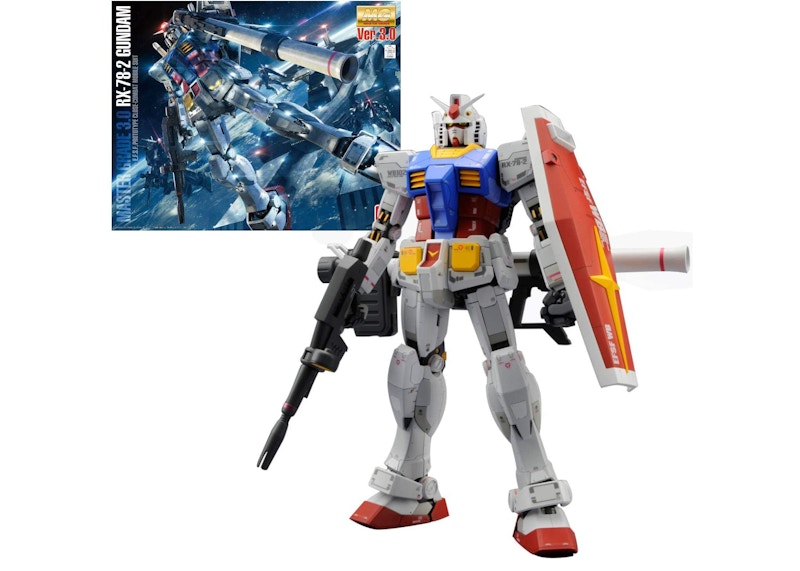 Bandai MG Gundam RX-78-2 Version 3.0 1:100 Scale Model Kit Action Figure