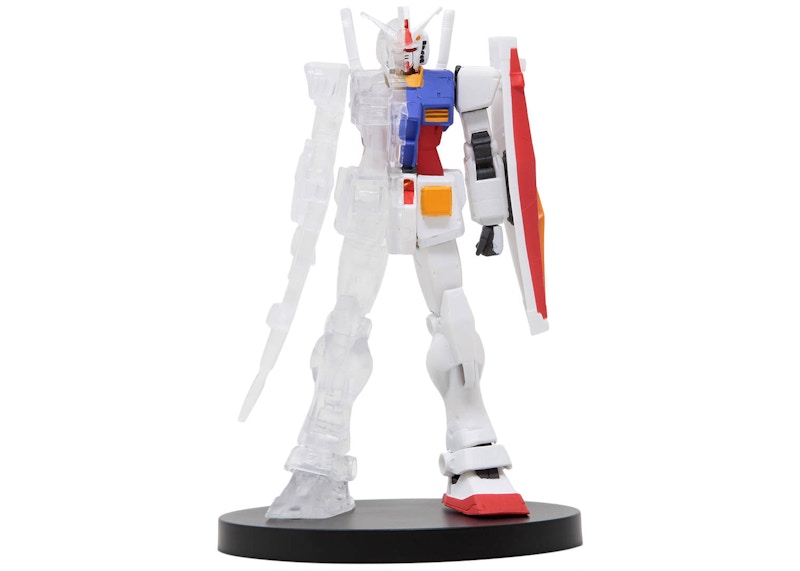 Banpresto Mobile Suit Gundam Internal Structure RX-78-2 Gundam Weapon Version A Figure Clear & White