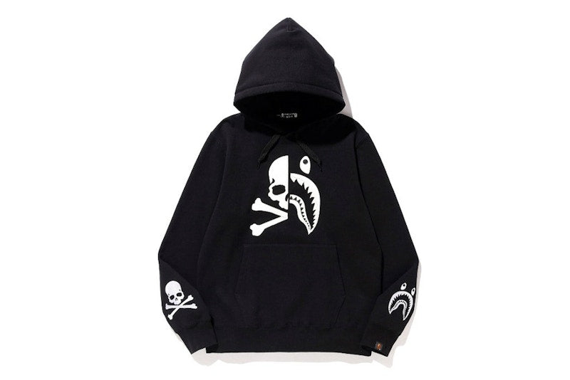 BAPE Vs Mastermind Half Skull Half Shark Pullover Black
