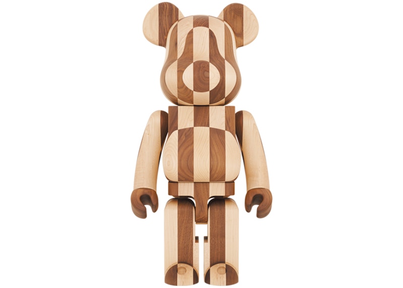 Bearbrick Karimoku Longitudinal Chess 1000%