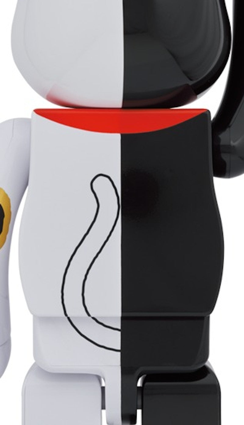 Bearbrick Maneki Neko Invitation Black x Fortune White 1000