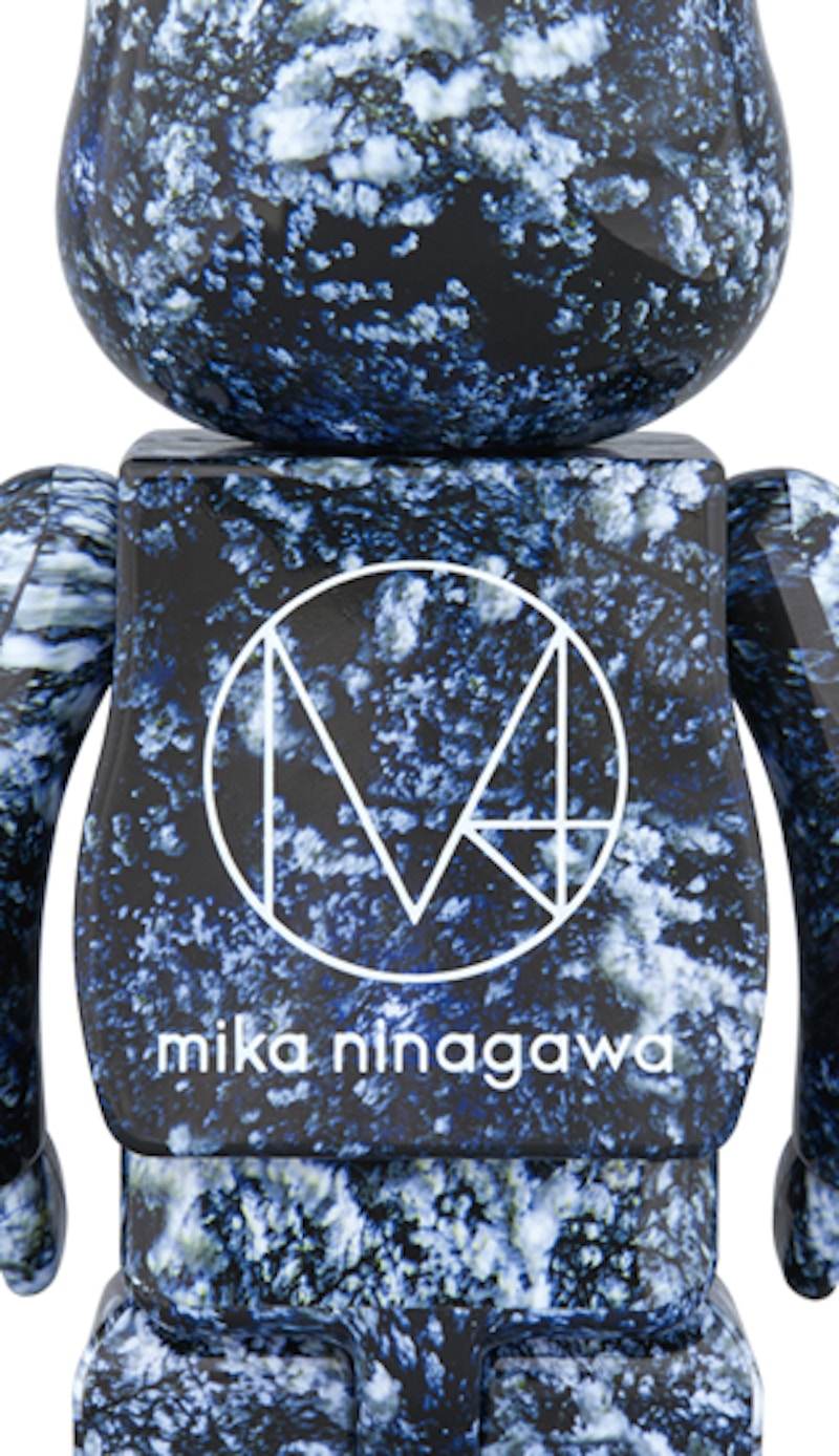 Bearbrick Mika Ninagawa Yosakura 100% & 400% Set Black/Blue