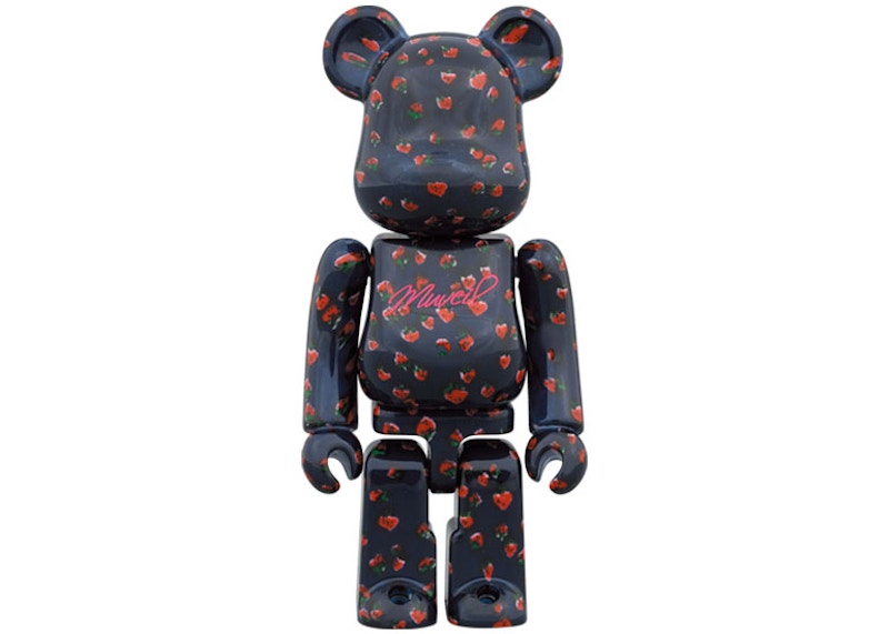 Bearbrick x MUVEIL Strawberry Pattern 100% & 400% Set