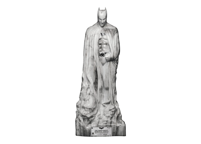 Beast Kingdom The Dark Knight Rises Master Craft Memorial Statue White Faux Marble Texture Edition (Master Craft) Figure