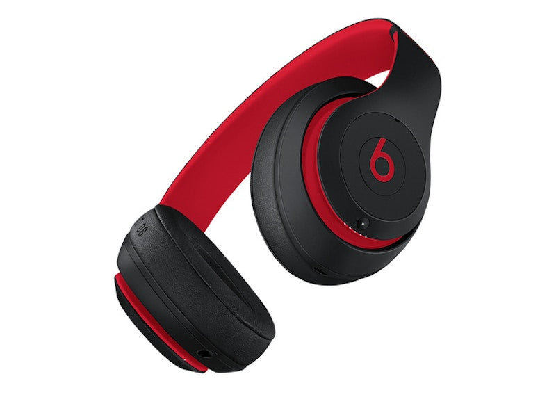 Beats Studio3 Wireless Over-Ear Headphones Decade Collection MX422LL/A Defiant Black/Red