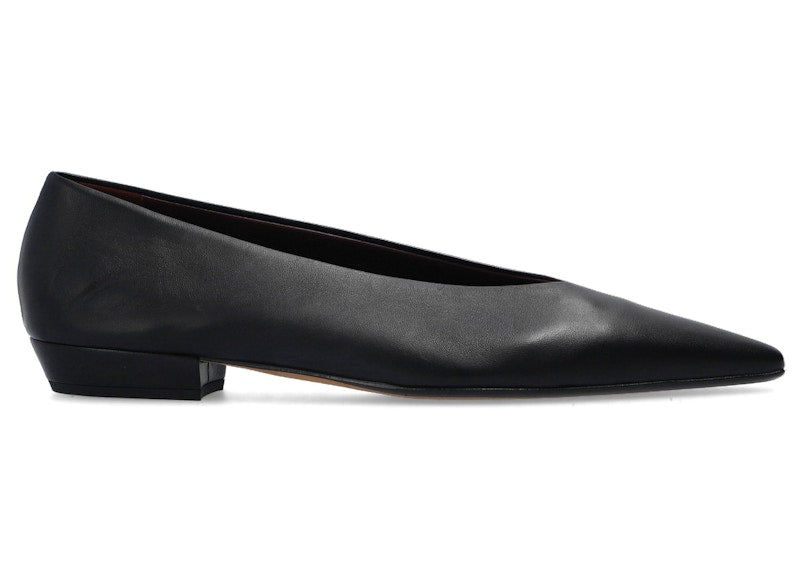 Bottega Veneta Almond Leather Ballet Flat Black (Women's)