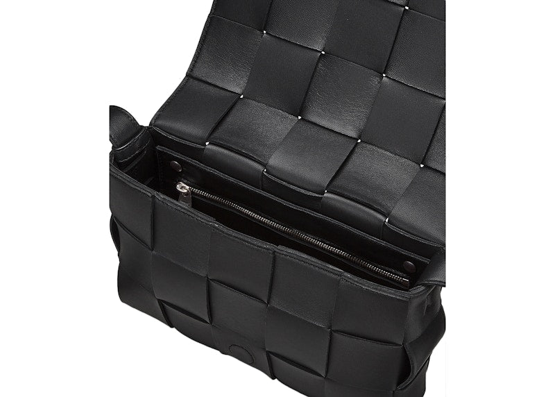 Bottega Veneta Cassette Bag Nero